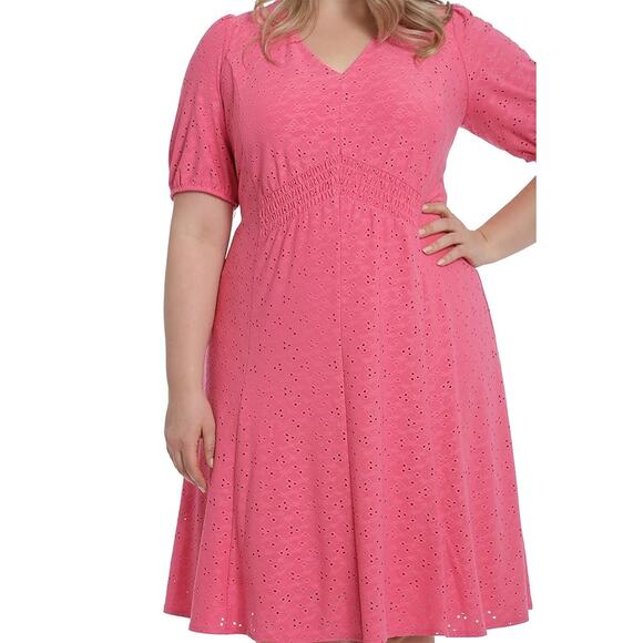 London Times Pink V-Neck Fit & Flare Dress Flowy Smocked Waist 1X Coquette Date - Picture 3 of 8